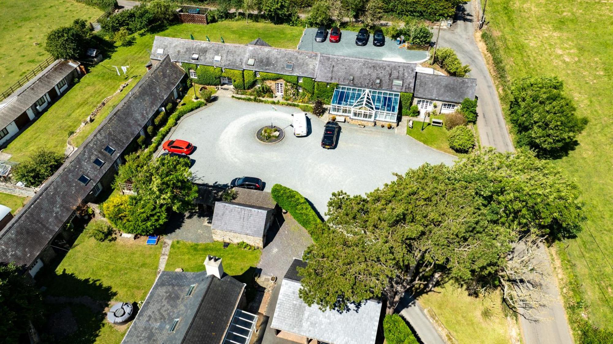 Nant Yr Odyn Country Hotel & Restaurant Ltd Ллангефни Экстерьер фото